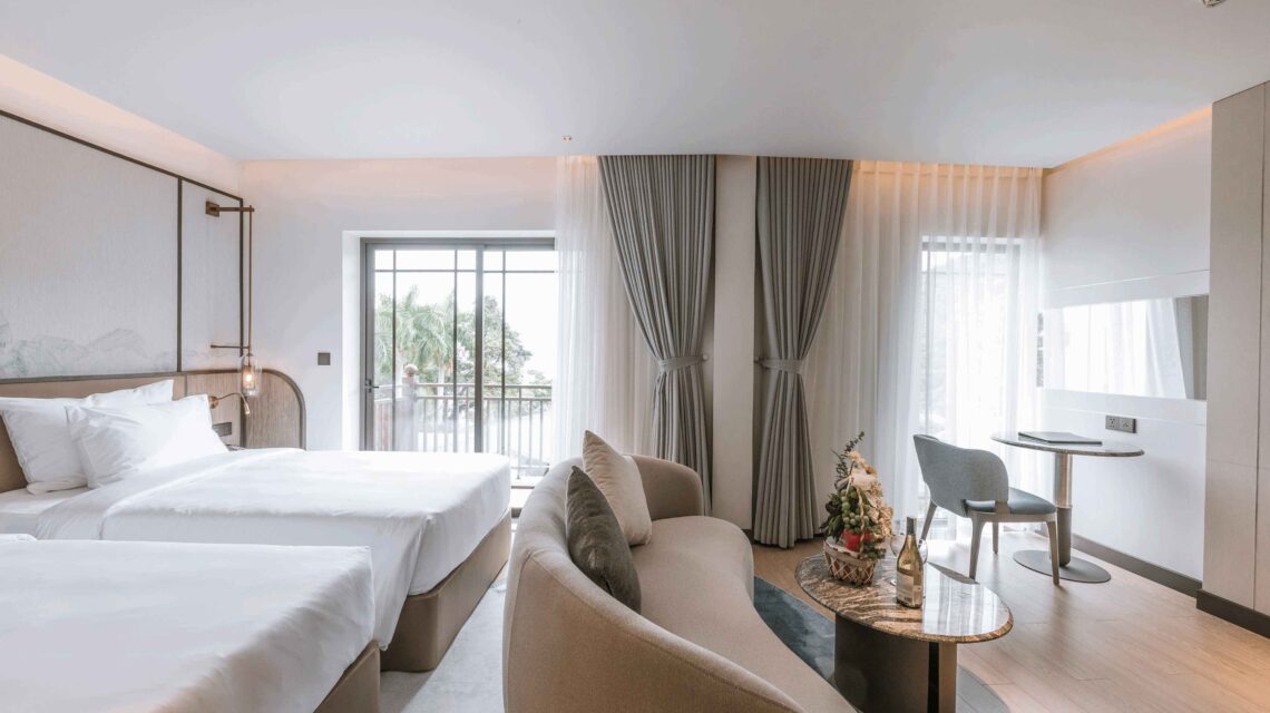 DELUXE SUITE OCEAN_00002 ReSized